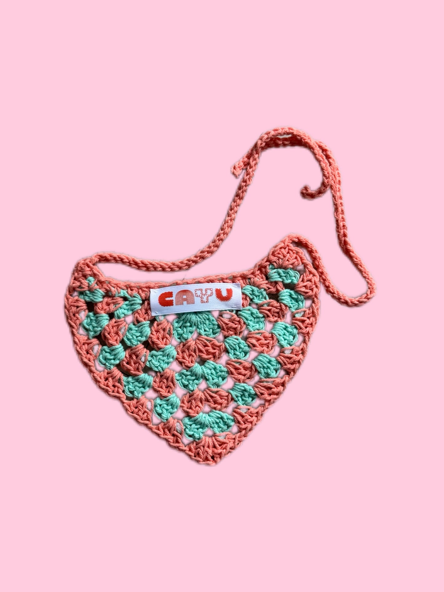Bandana en crochet - Cayu Canidés Club