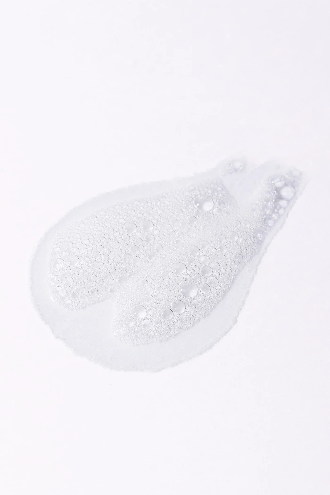 Eau micellaire nettoyante